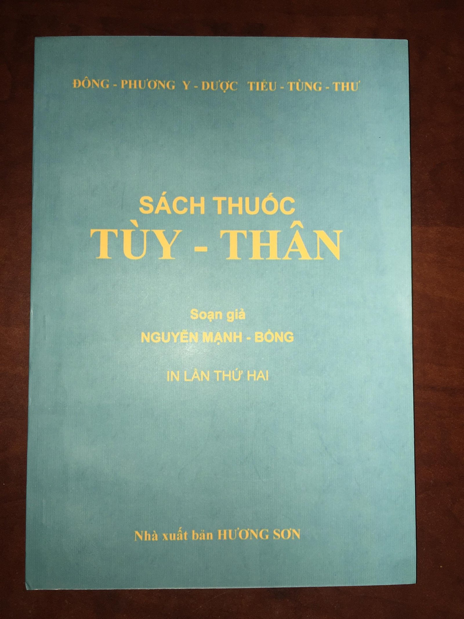 Bo-Sach-Cua-Danh-Y-Nguyen-Manh-Bong-Bi-Phuong-Cong-Bo-Bach-Benh-Hoan-Tan-6-Quyen-6.jpg