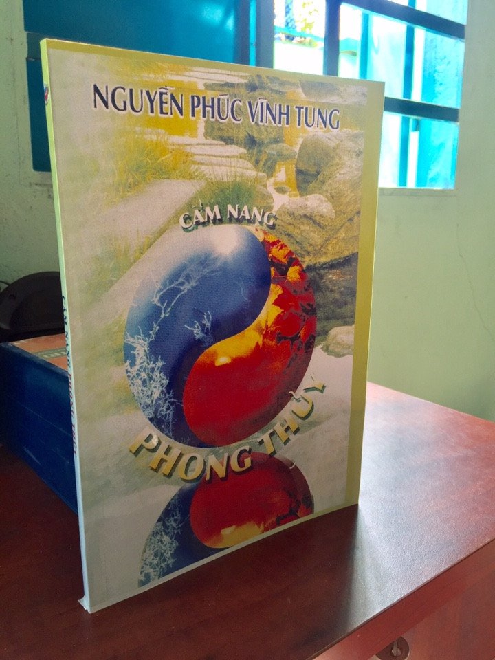 Cam-Nang-Phong-Thuy-–-Nguyen-Phuc-Vinh-Tung.jpg