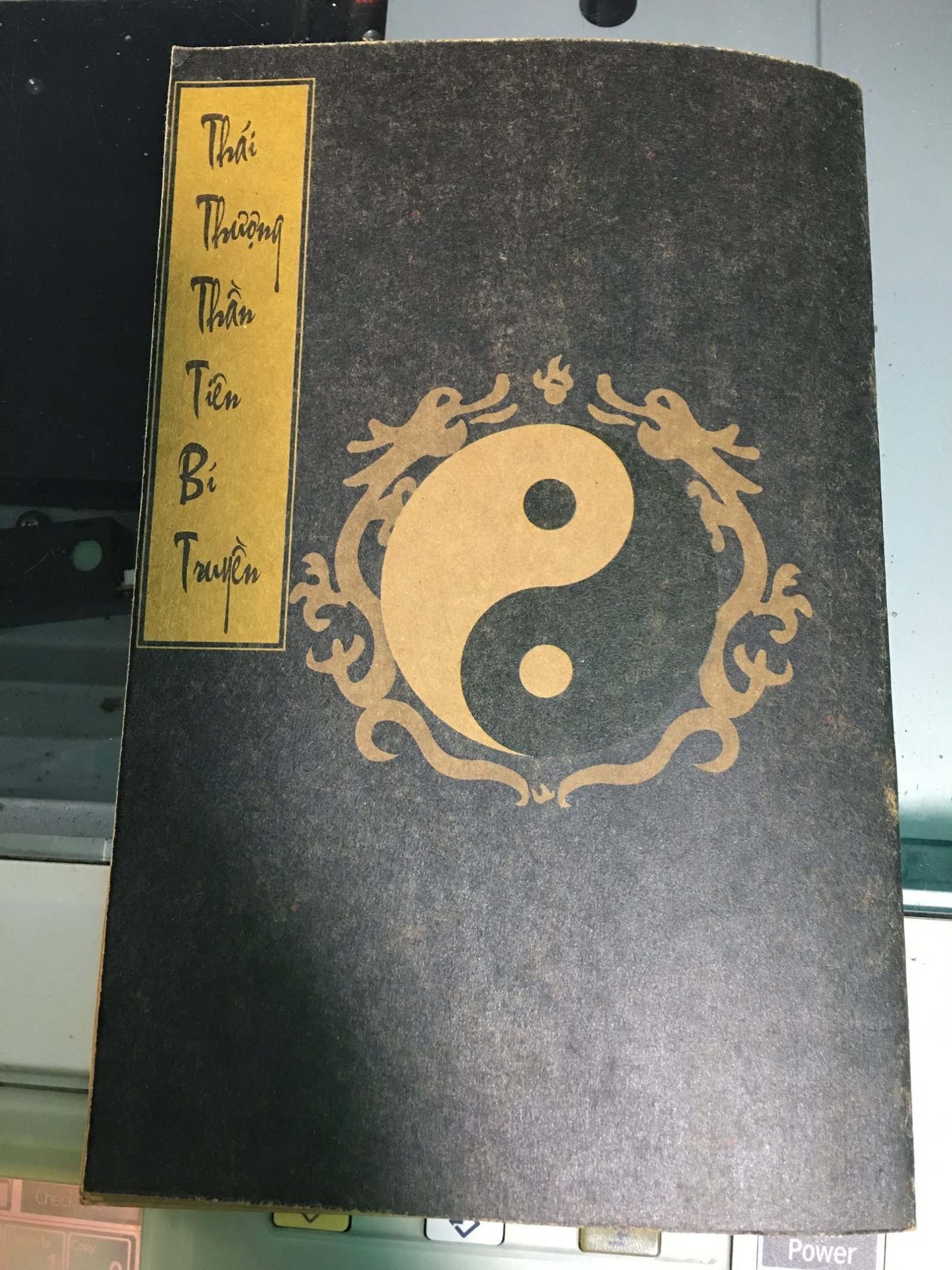 Thai-Thuong-Than-Tien-Bi-Truyen-–-Thai-Thuong-Lao-Quan-5-scaled-1.jpg