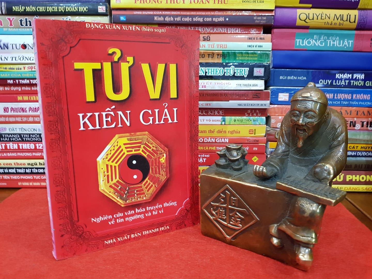 Tu-Vi-Kien-Giai-Dang-Xuan-Xuyen.jpg