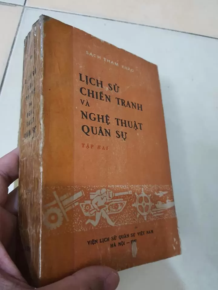 Lich-Su-Chien-Tranh-Va-Nghe-Thuat-Quan-Su-2.jpg