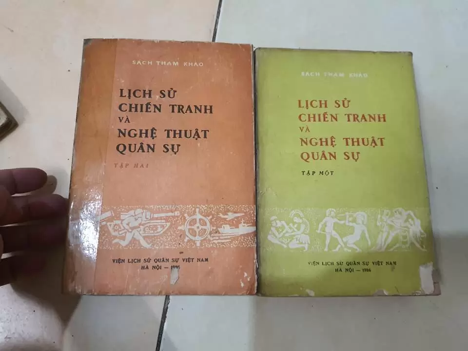Lich-Su-Chien-Tranh-Va-Nghe-Thuat-Quan-Su-rotated-1.jpg