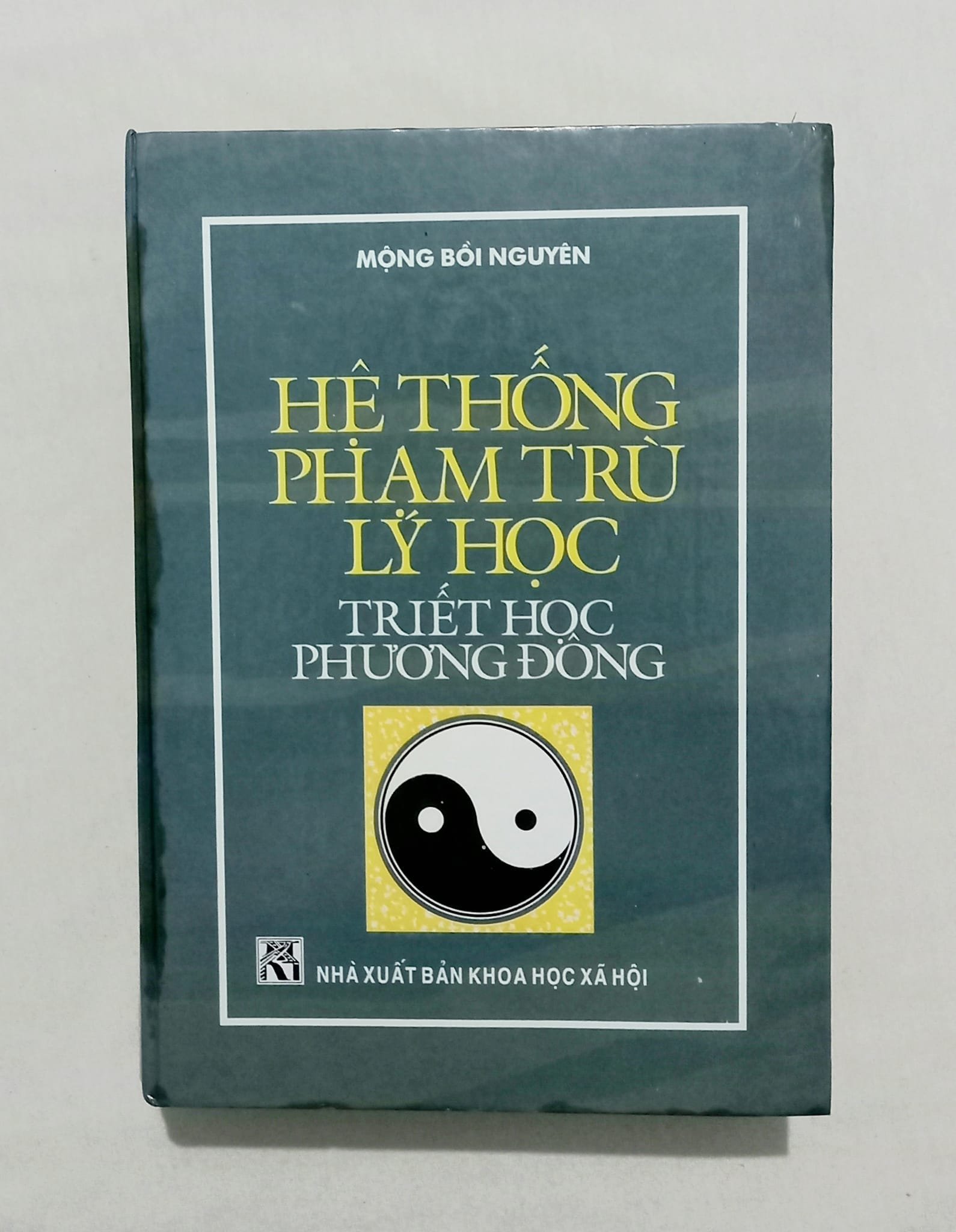 He-Thong-Pham-Tru-Ly-Hoc-Triet-Hoc-Phuong-Dong.jpg