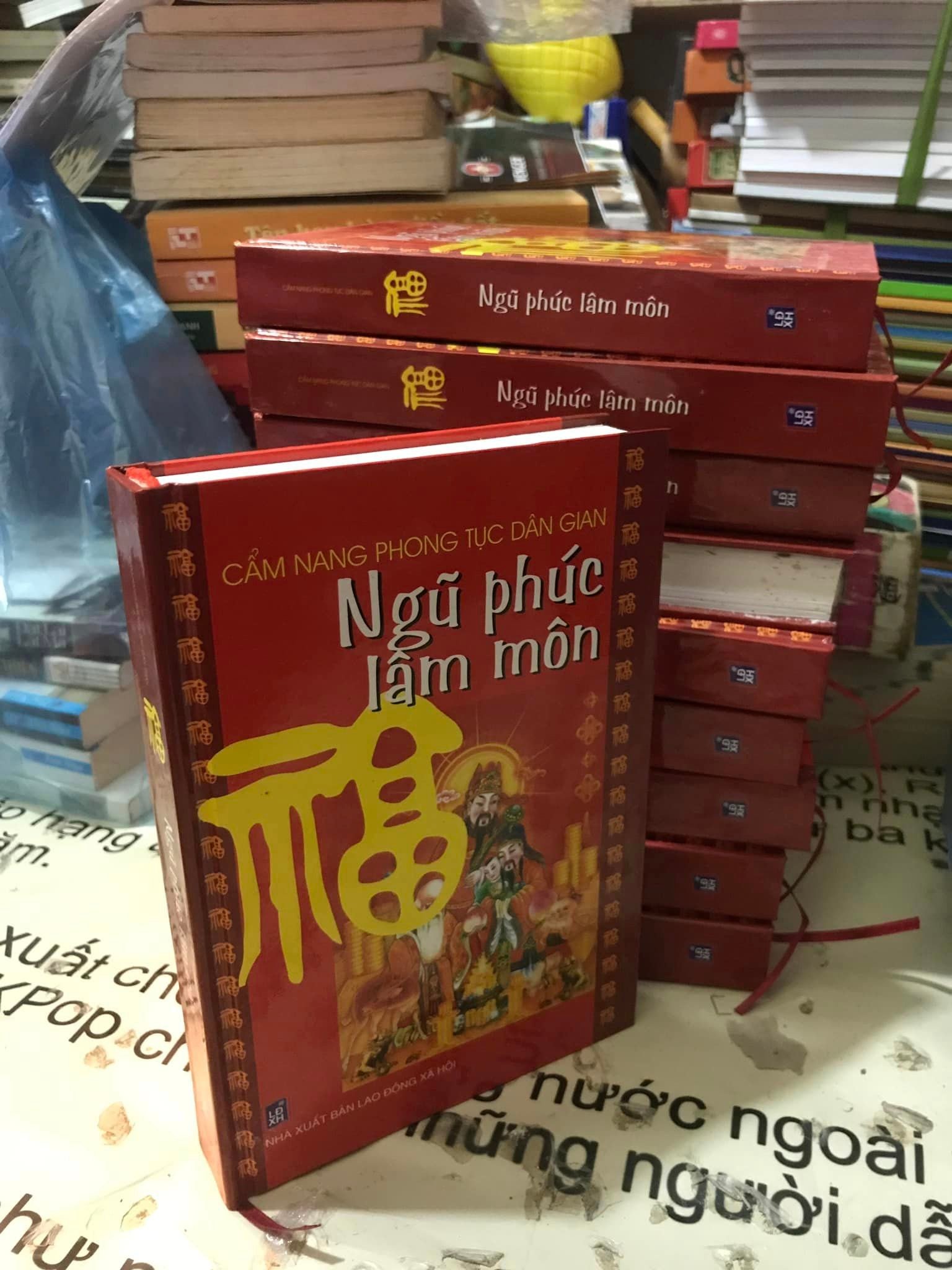 ngu-phuc-lam-mon.jpg